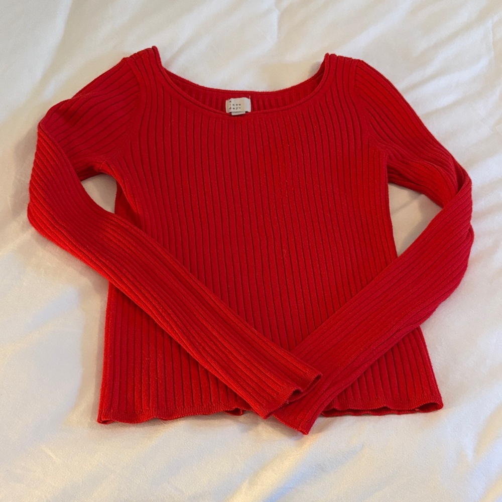 Red ribbed sweater